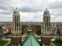Tours de la basilique du Sacré-Cœur de Bruxelles