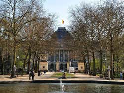 Palais royal vu du Parc de Bruxelles